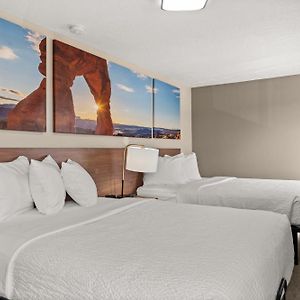 Queen Room Two Queen Beds Non-Smoking